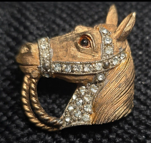 Vintage gold tone - tone, horse