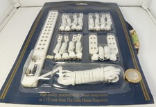 1:12 SCALE DOLLS HOUSE