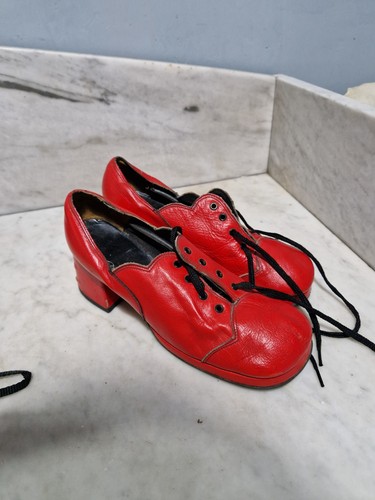 1970s ladies platform shoes - 1970s,