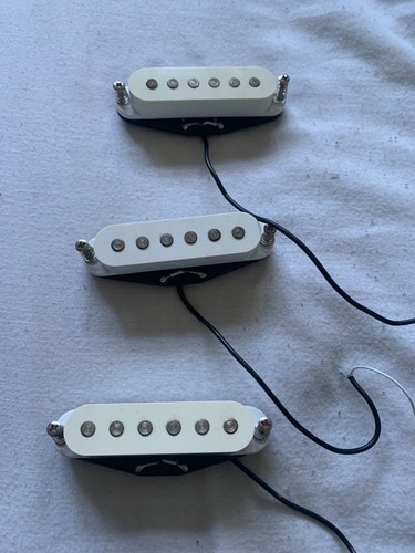 Strat stratocaster style - stratocaster,