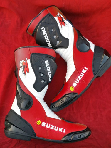 Suzuki gsxr riding - suzuki, motorcycle