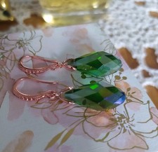 Unwanted gift Briolette green