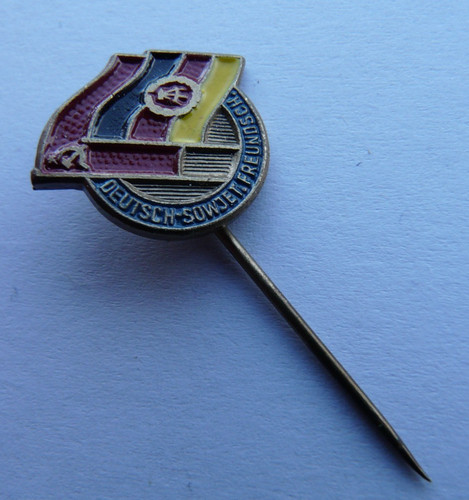 Vintage ddr east german badge - ddr,