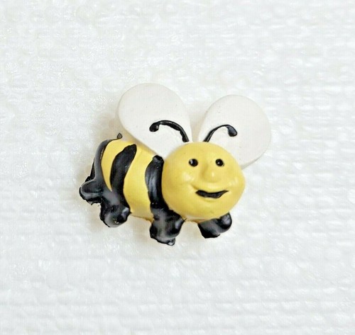 Jhb happy bumble bee button - bee,