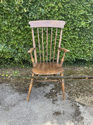Vintage brown wooden - brown, windsor