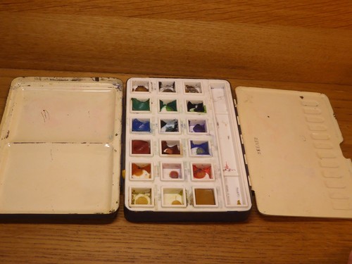Vintage reeves watercolour - vintage,
