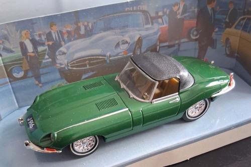 Dinky type jaguar - dinky,