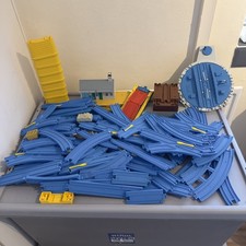 HUGE Vintage TOMY Thomas the Tank Engine Track Bundle 100+ PCS.