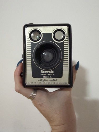 Vintage kodak brownie - kodak,
