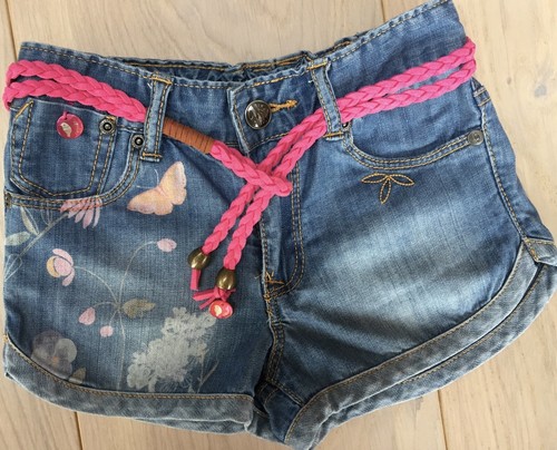 Designer cake walk - designer, jeans