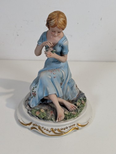 Capodimonte italy young - 😻,