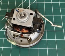 Dyson DC03 Motor.  Working