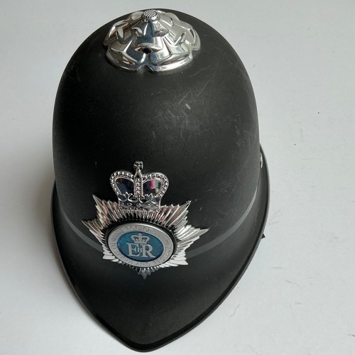Police policeman constable - policeman,