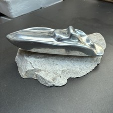 Hoselton Sculpture Of A Canada