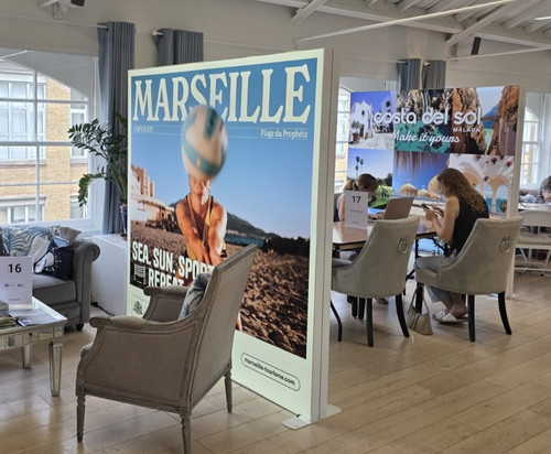 Lightbox banner - 2m, 2m
