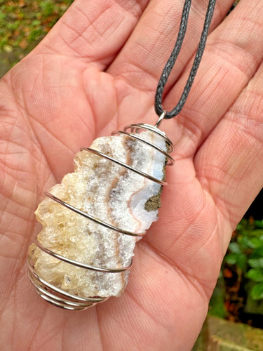 Citrine banded chalcedony - banded,