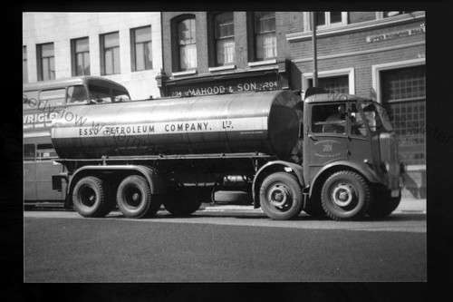 Cv094 esso petroleum - -,