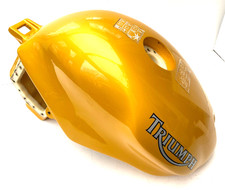 TRIUMPH DAYTONA 955i SS PETROL