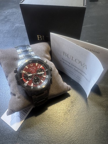 Bulova marine star - star, red