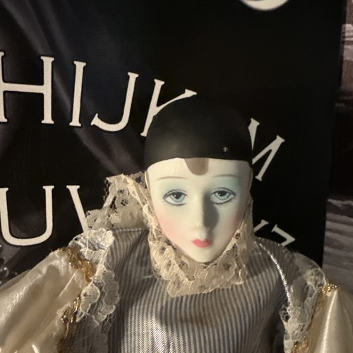 Haunted jester doll - jester, active