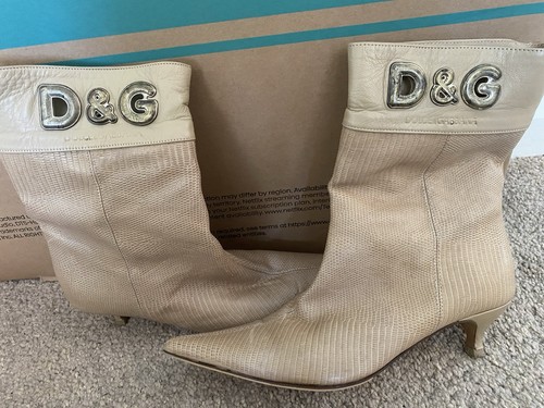 Women boots beige - women’s,
