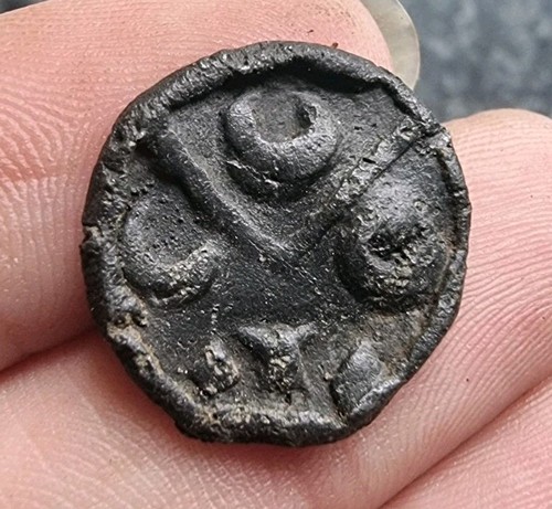 Medieval saxon lead - saxon,
