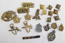 WW2 COLLECTION OF 22 BRASS BRITISH ARMY MILITARY BADGES