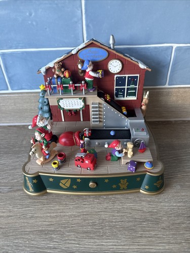 Vtg avon santas - avon,