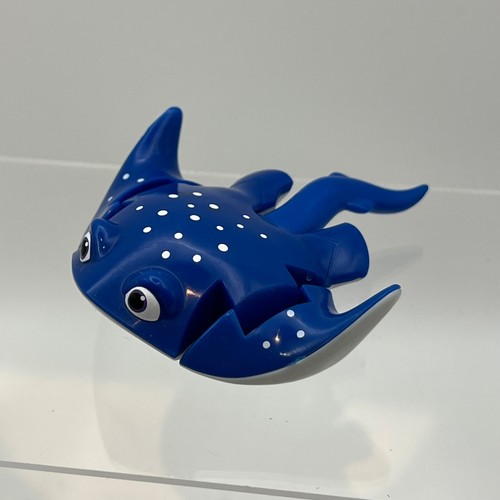 Disney pixar finding - finding, dory