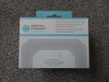 Martha Stewart - Royal Heart - Frame Border Punch