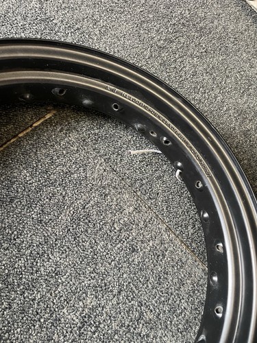 Genuine triumph bonneville - genuine,