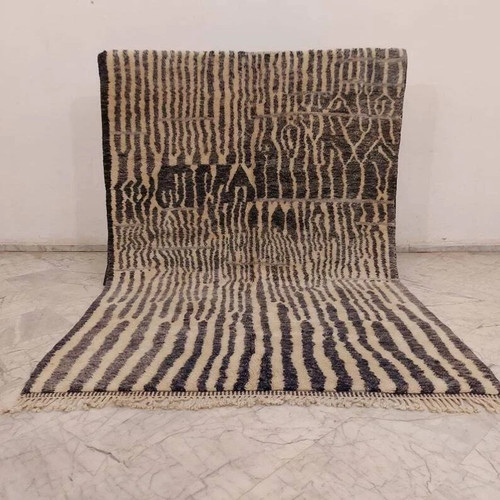 Moroccan rug handmade beni - -,