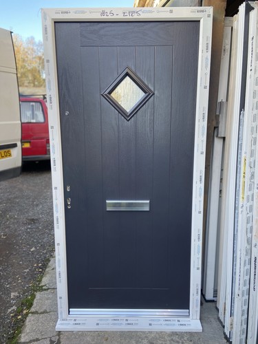 Anthracite grey cottage - anthracite,