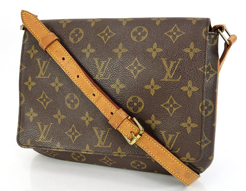 Auth louis vuitton - louis, musette