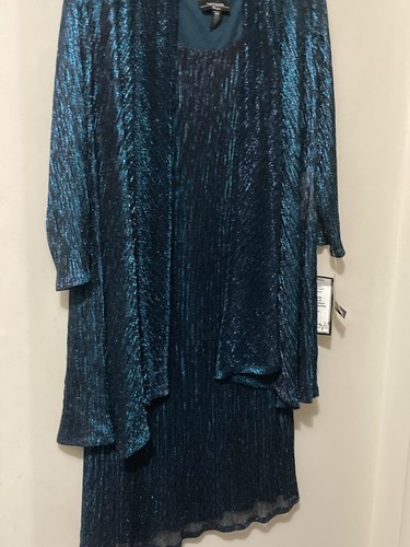 Nwt richards green - r&m,