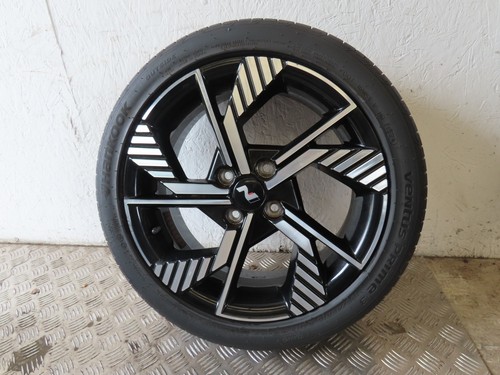 One hyundai i10 - one, (2024)