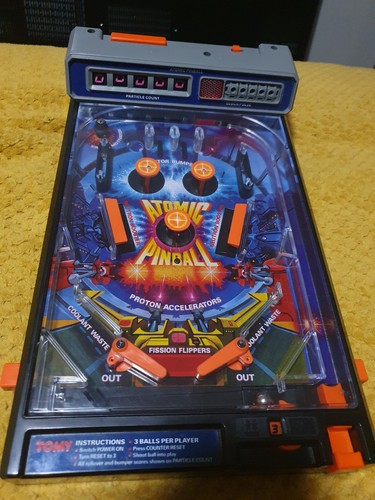 Retro vintage 1979 tomy - retro,