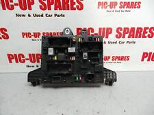 VAUXHALL ASTRA Mk6 J 2010-2016 Fuse box 13302301