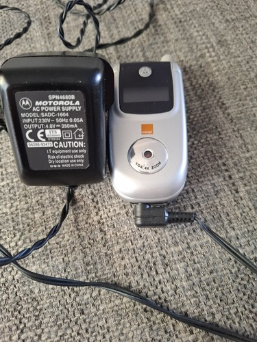 Motorola v220 silver flip - motorola,