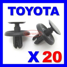 TOYOTA WHEEL ARCH INNER LINING SPLASHGUARD ENGINE UNDER TRAY TRIM CLIPS COVER