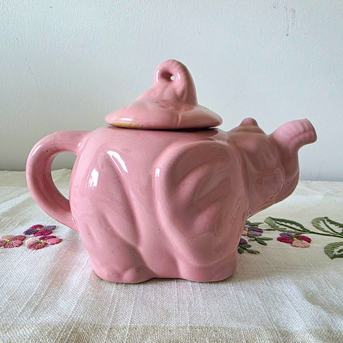 Vintage pink elephant teapot - elephant,