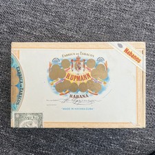 Vintage.  Original H.Upmann