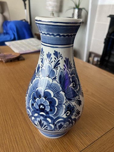 Beautiful delft blue - delft, white