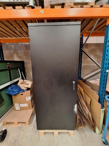 42u floor standing - 42u, 19"