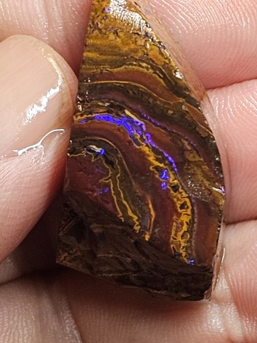 4cts australian boulder - 88.4cts,