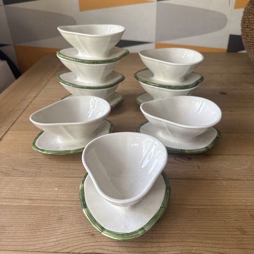 Set avocado dishes made - dishes,