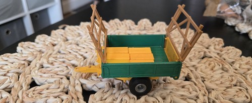 Britains farm toys small - farm,