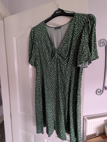 Matalan ditsy floral print