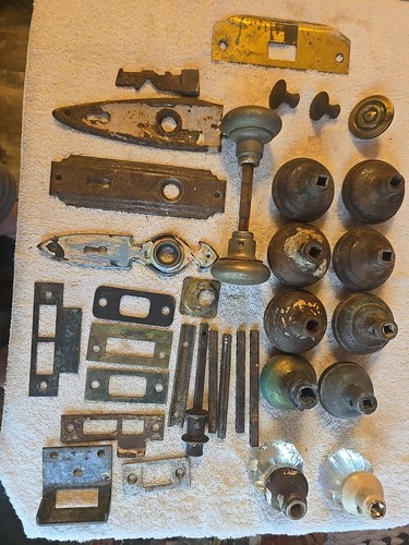 Large lot vintage door - of,