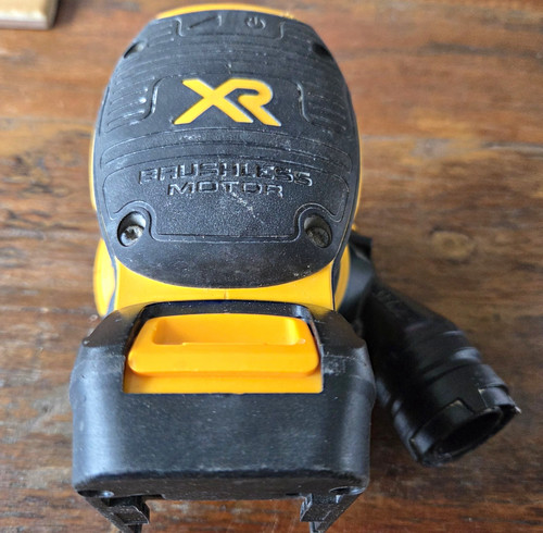 Dewalt dcw210 18v - 18v, xr